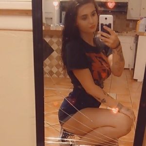 Meet your Posher, Brittany